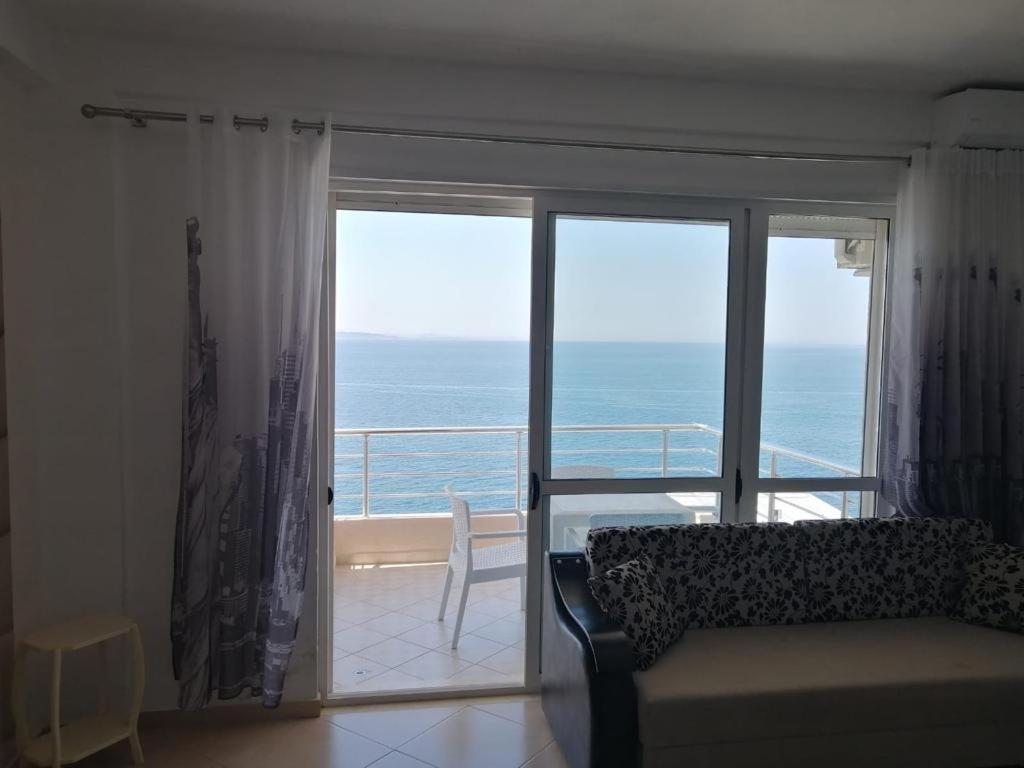 Bilal Golemi Sea View Apartment Sarandë Esterno foto