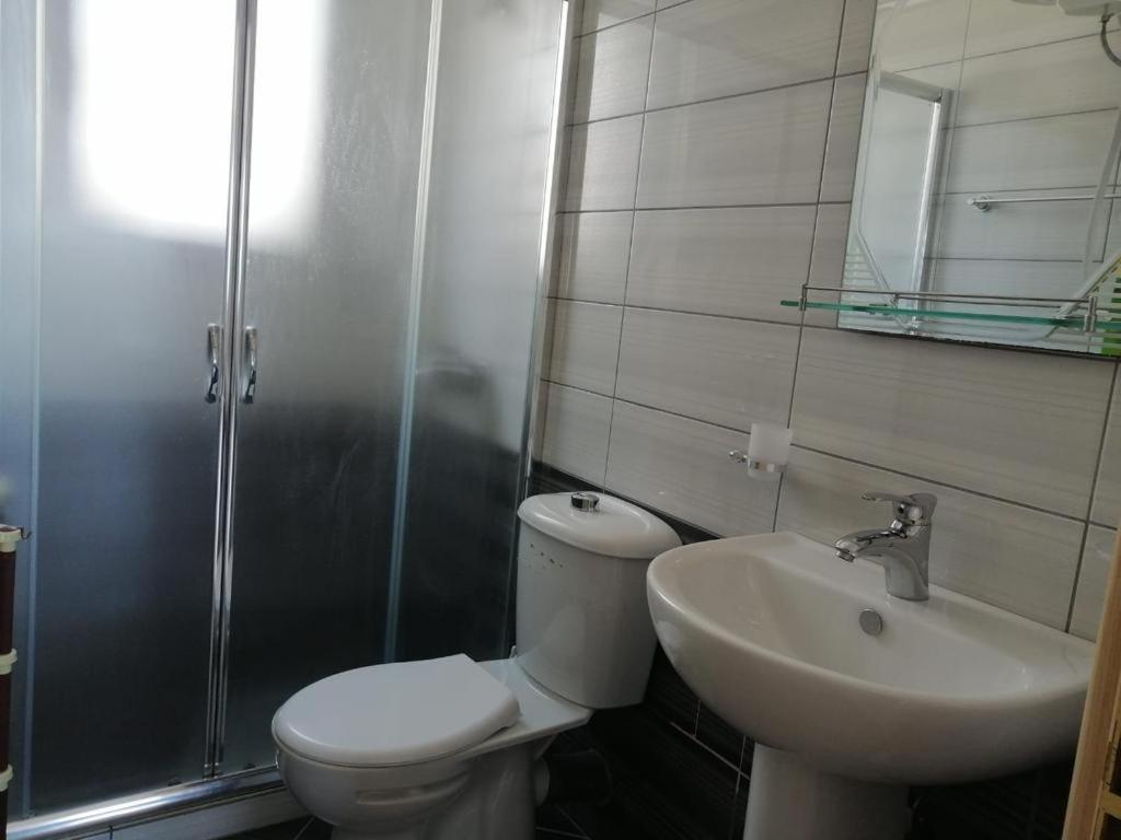 Bilal Golemi Sea View Apartment Sarandë Esterno foto